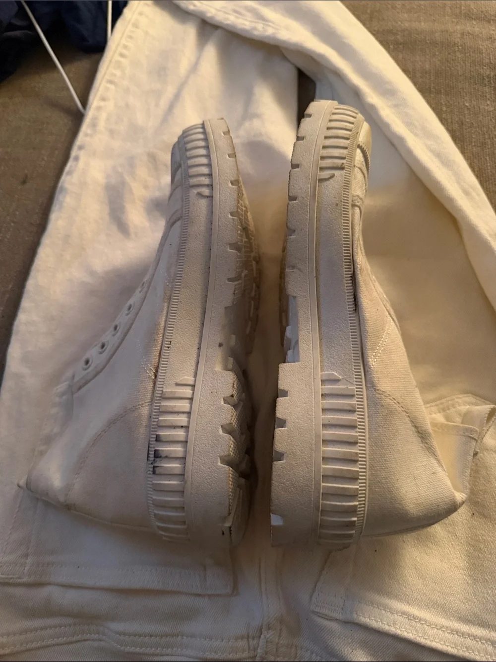 Converse Kids High-Top Sneakers in Off-White